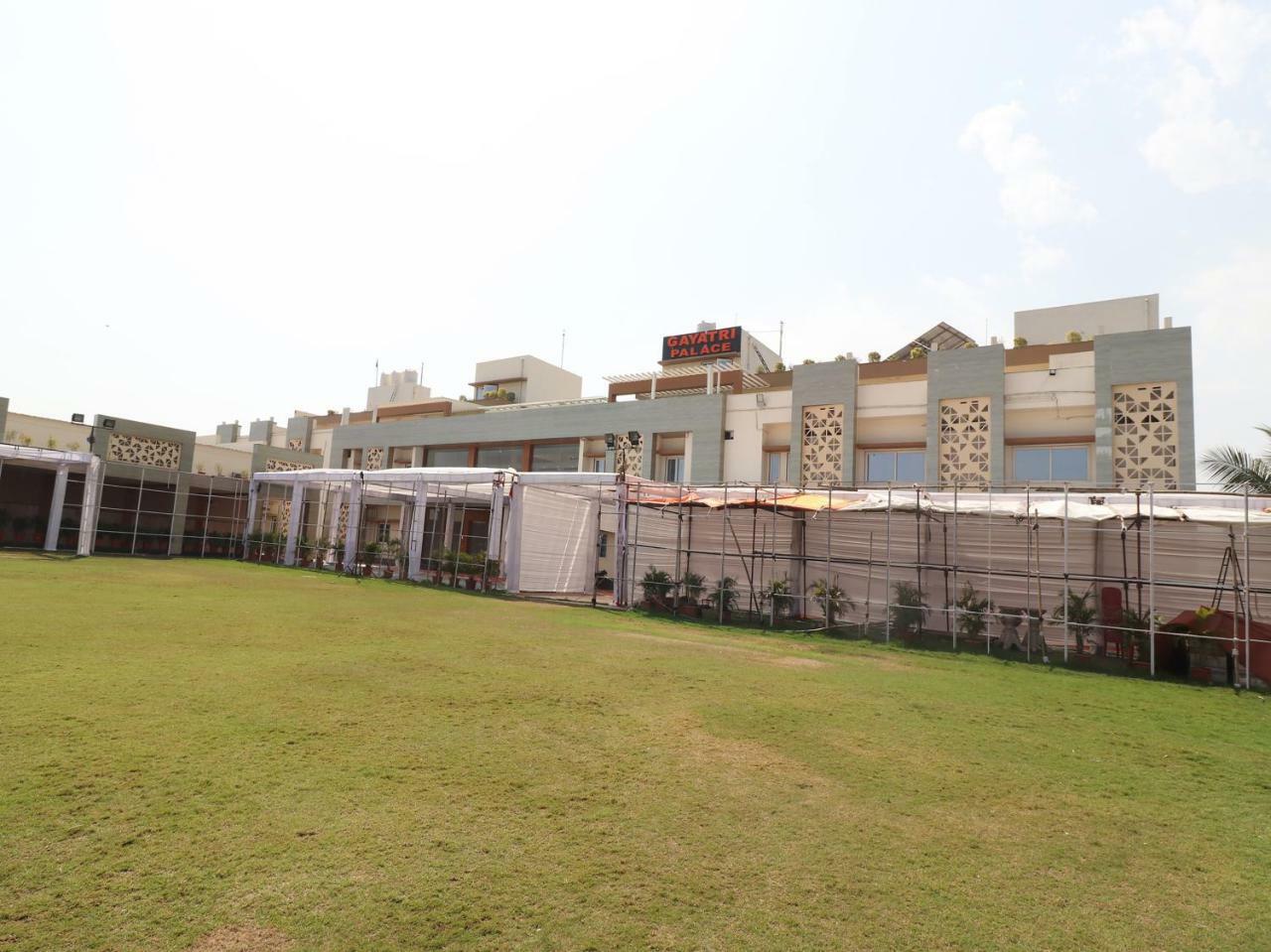 Oyo 29012 Gayatri Palace Hotel Durg Eksteriør billede