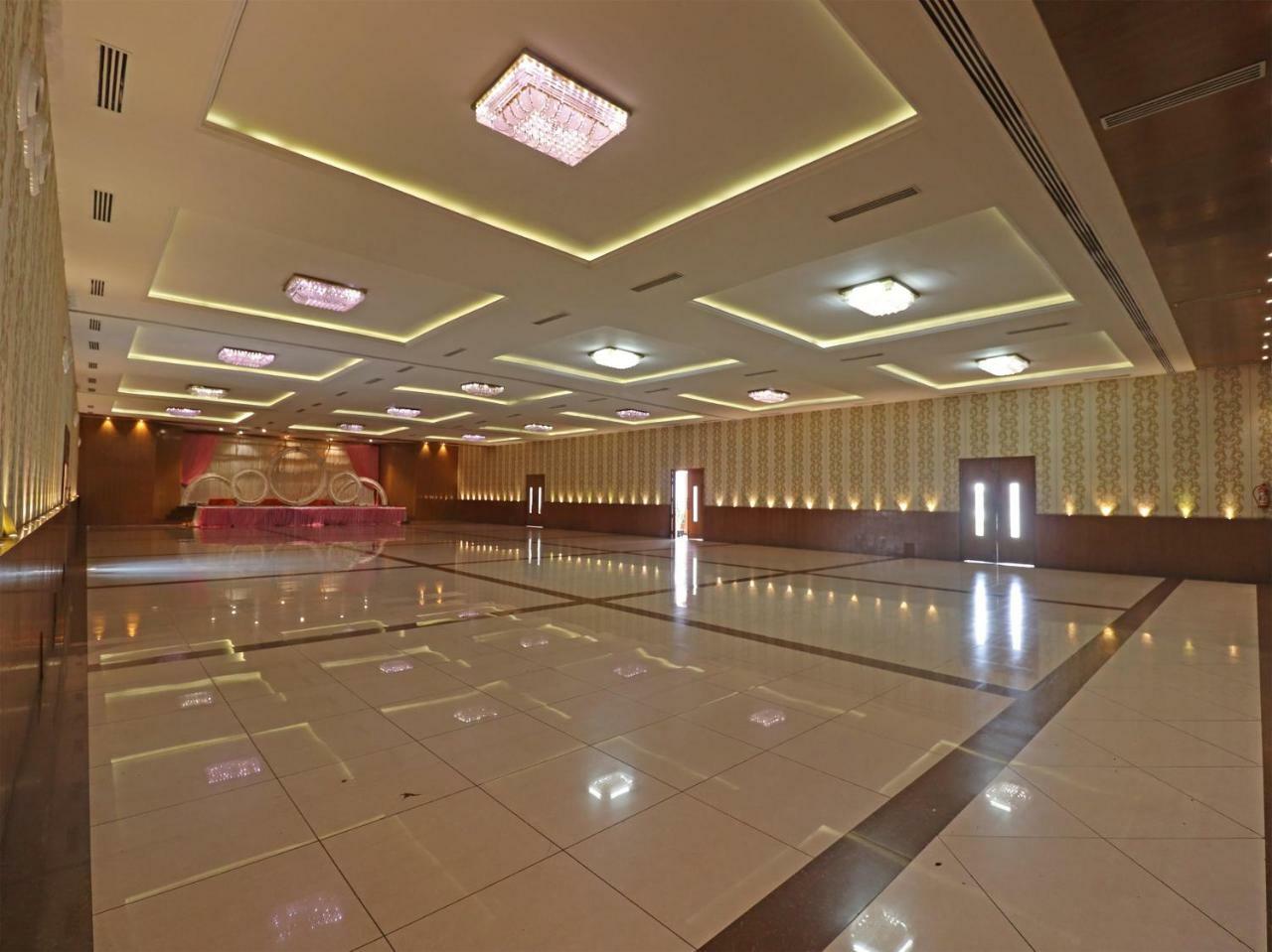Oyo 29012 Gayatri Palace Hotel Durg Eksteriør billede