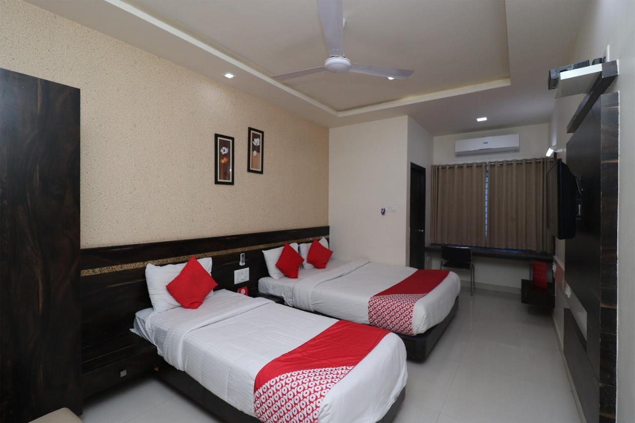 Oyo 29012 Gayatri Palace Hotel Durg Eksteriør billede